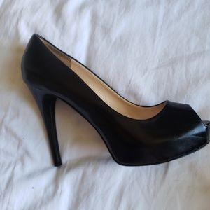 Open toe black heels